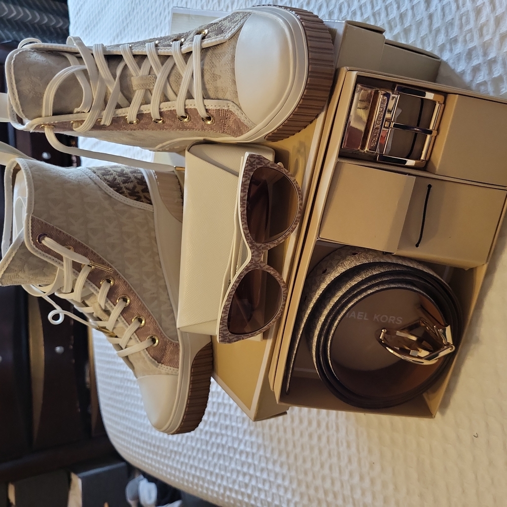 Michael Kors Cream High-Top Sneakers and Accessories Set